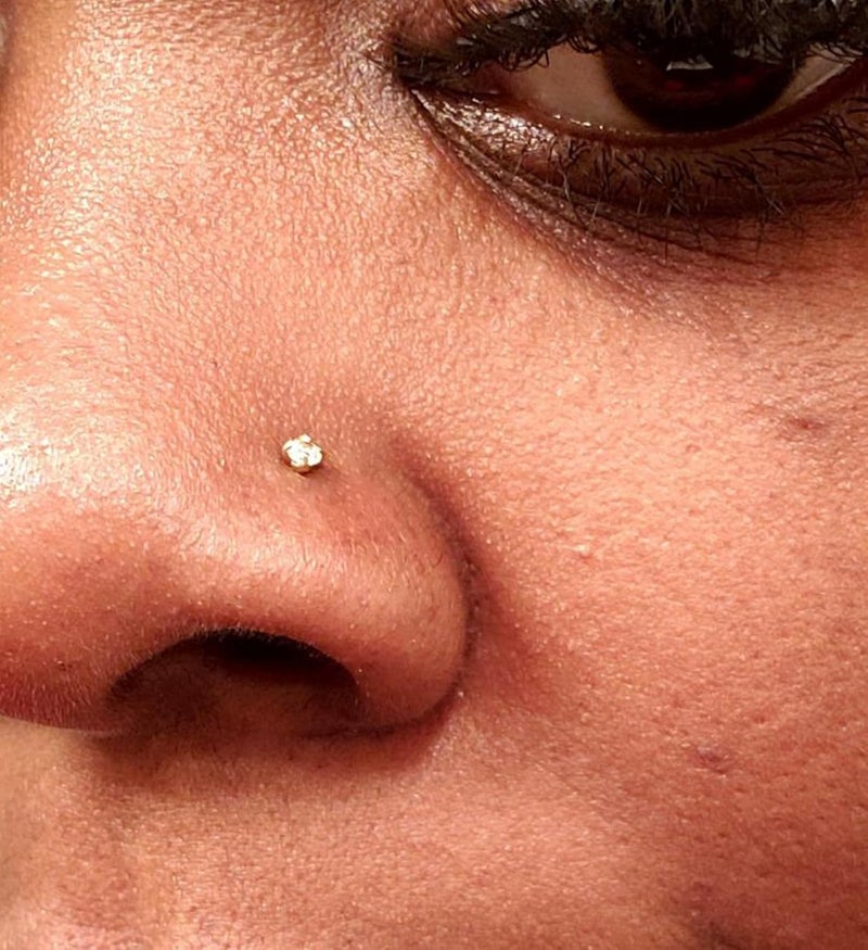 QWALIT 2pcs Nose Piercing Kit with Nose Rings and Disposable Piercing Gun - Image 5